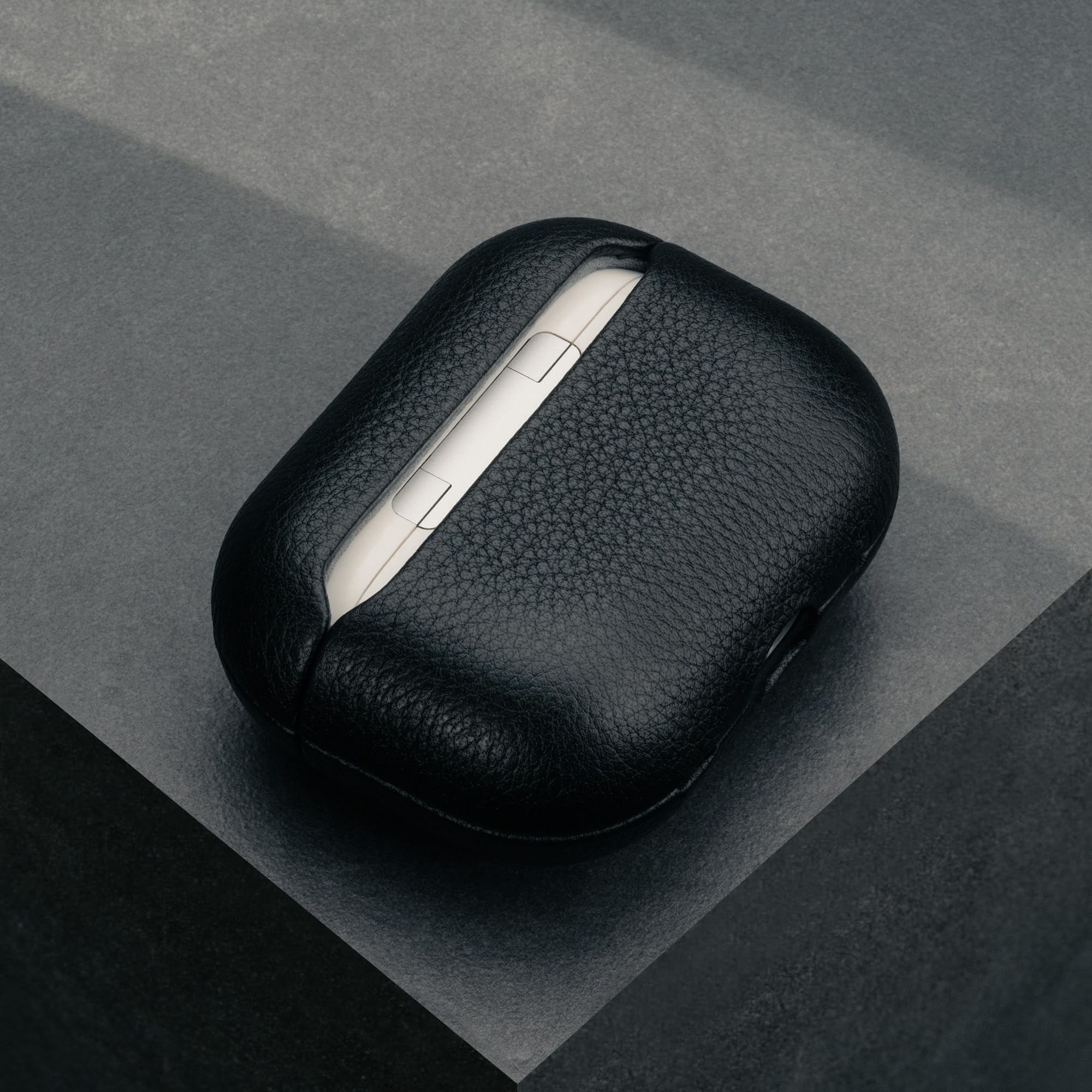 Amazon | TORRO レザーケース AirPods Pro(第1世代と第2世代)対応 – 本